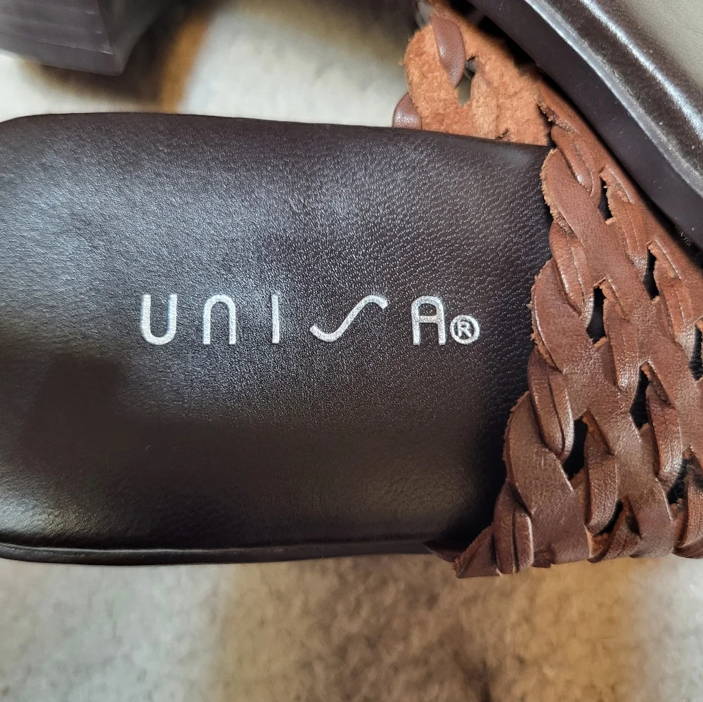 Vintage Unisa Brown 'Mandarin Luggage' Woven Heels - Size 8.5
